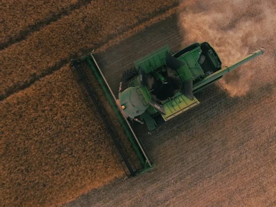 Matériel agricole - machinisme agricole et travaux publics